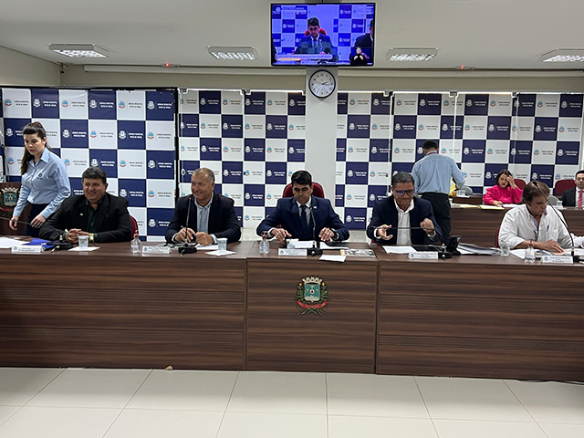 SÍNTESE DA 1ª REUNIÃO ORDINÁRIA DO 8º PERÍODO, DA 3ª SESSÃO LEGISLATIVA - DIA 10 DE AGOSTO DE 2023