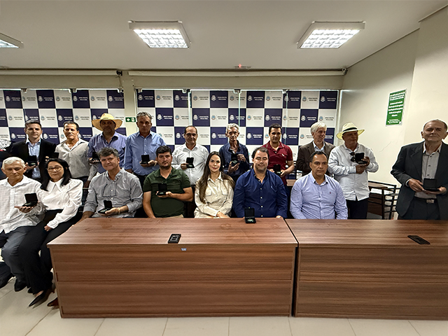 Câmara Municipal homenageia produtores e produtoras com a Medalha de Mérito Destaque Rural “Dr. Moacir Viana de Novaes”